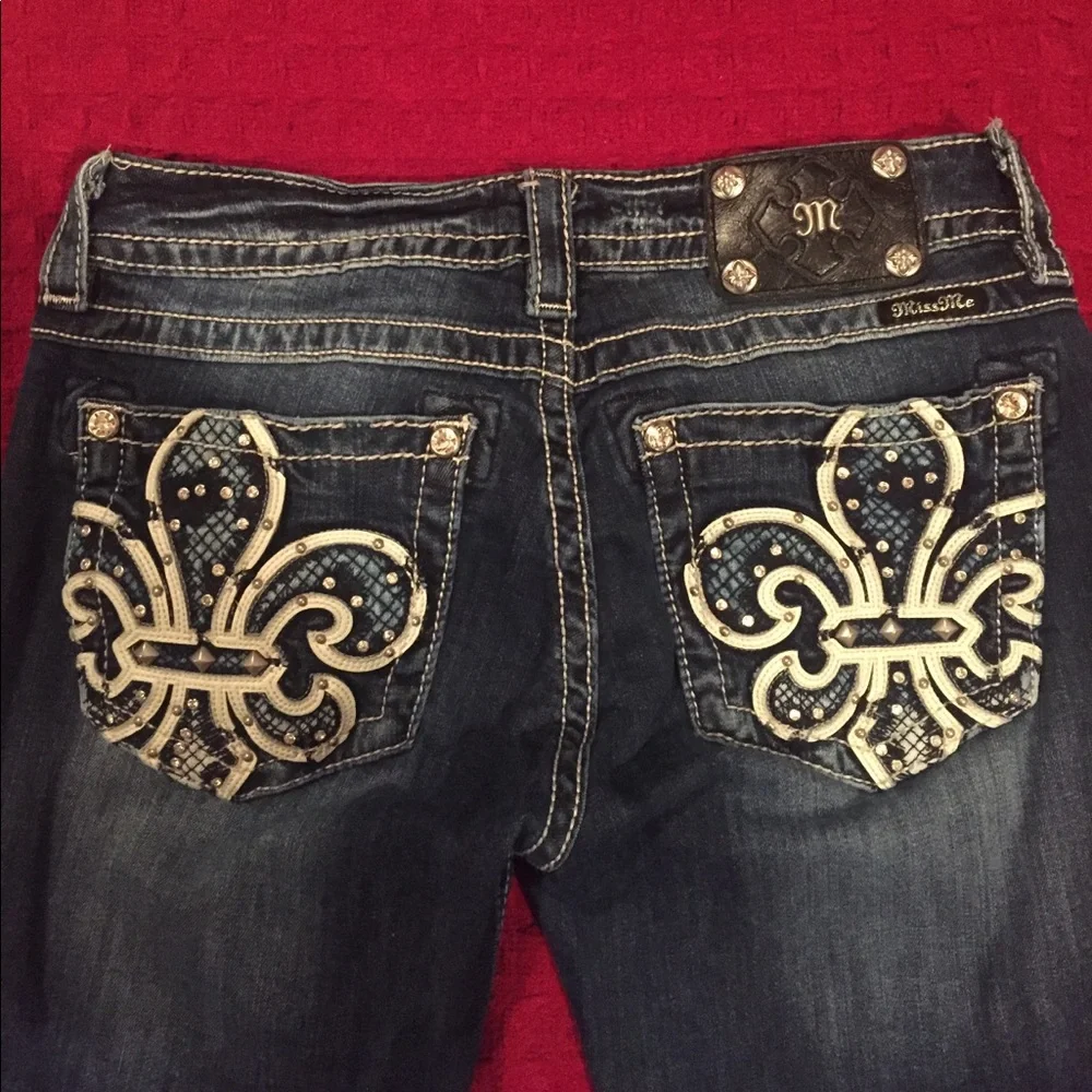 Miss Me Dark Wash Boot Cut Jeans with Embellished Fleur-de-Lis Pockets - Picture 2 of 5
